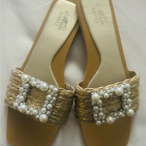 Elegant Pearl-Embellished Tan Sandals